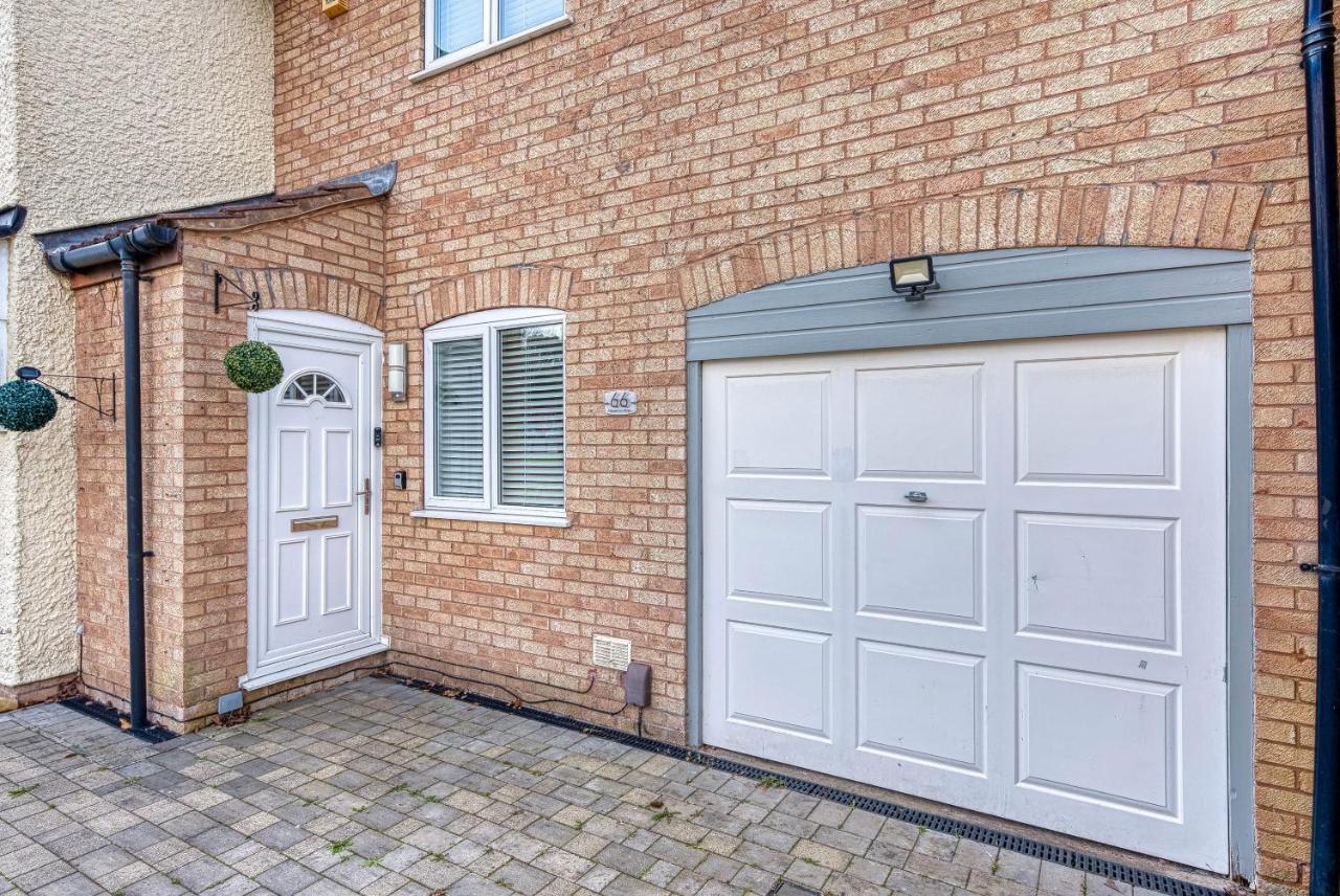 Capri 13 Sa: Contemporary Stay Near Loughborough University Exterior photo